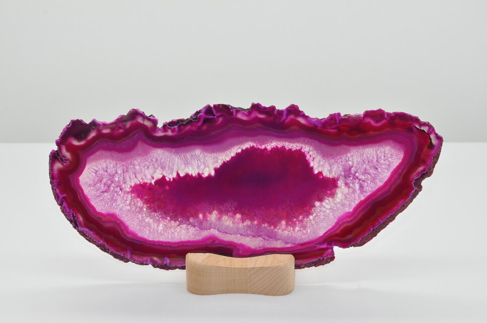 ACHÁT PLAT S DREVENÝM STOJANOM NA ČAJOVÉ SVIEČKY