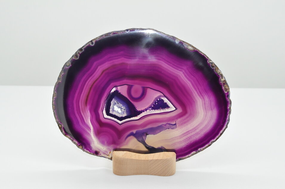 ACHÁT PLAT S DREVENÝM STOJANOM NA ČAJOVÉ SVIEČKY