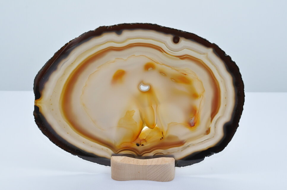 ACHATOVÝ PLAT - STOJAN