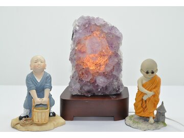 AMETYSTOVÁ ELEKTRICKÁ LAMPA