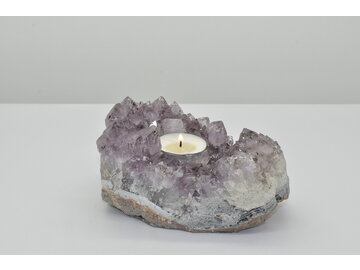 AMETYSTOVÝ SVIETNIK