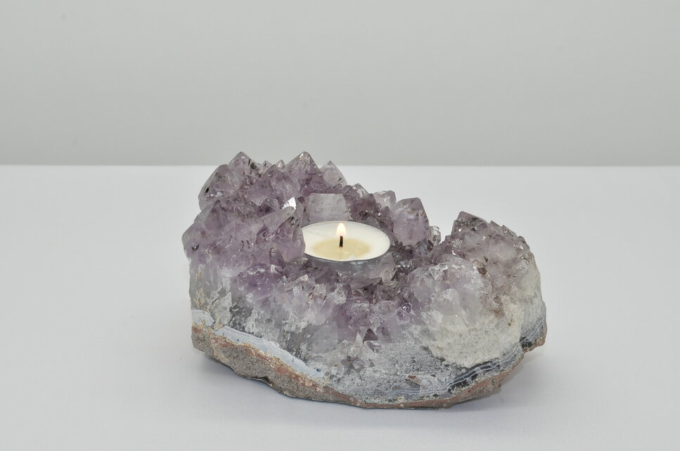 AMETYSTOVÝ SVIETNIK