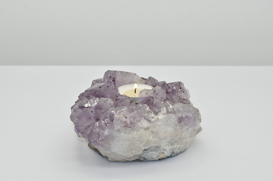 AMETYSTOVÝ SVIETNIK