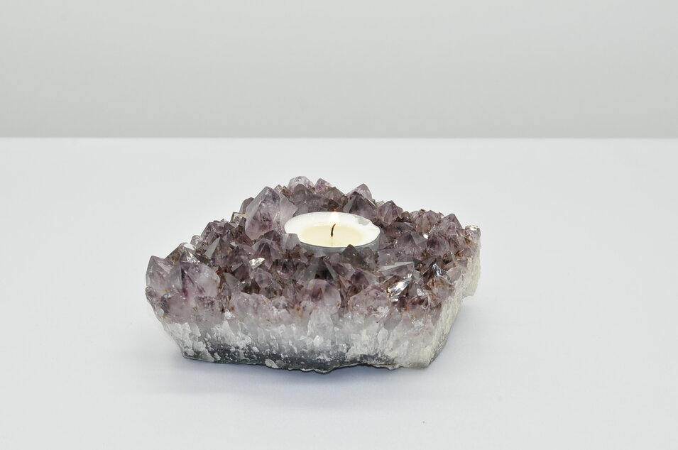 AMETYSTOVÝ SVIETNIK