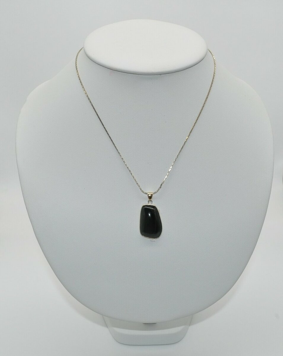 DÚHOVÝ OBSIDIÁN