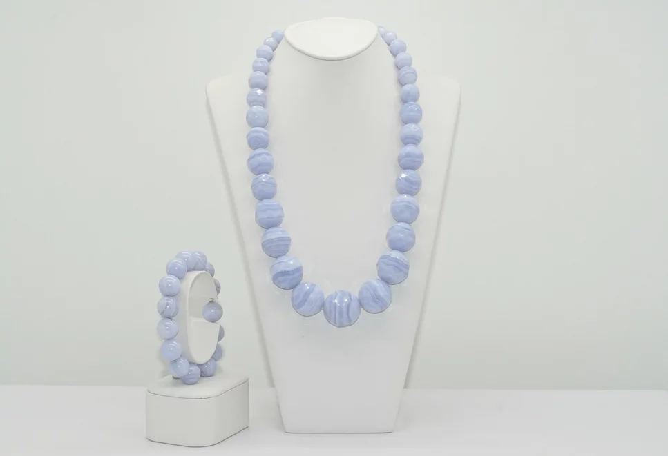 NÁHRDELNÍK A NÁRAMOK CHALCEDON Ag.925