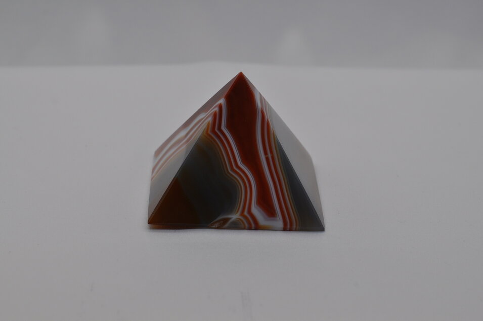 PYRAMÍDOVÝ ACHÁT PRÍRODNÝ