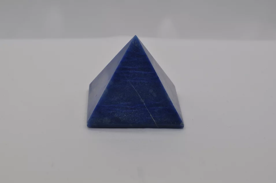 PYRAMÍDOVÝ MODRÝ KREMEŇ