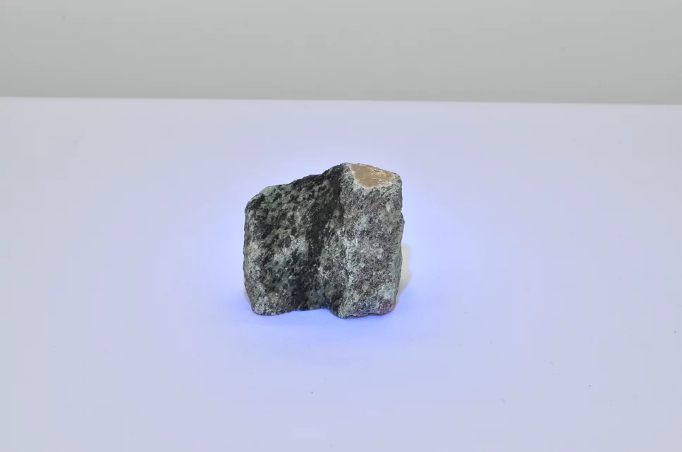 RUBÍN V ZOISITE