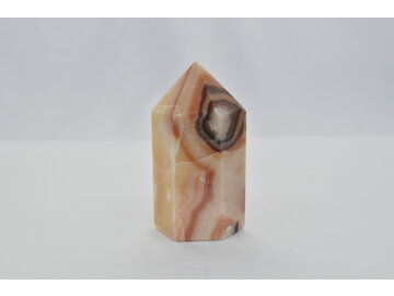 ŠPICATÝ PRUHOVANÝ KALCIT