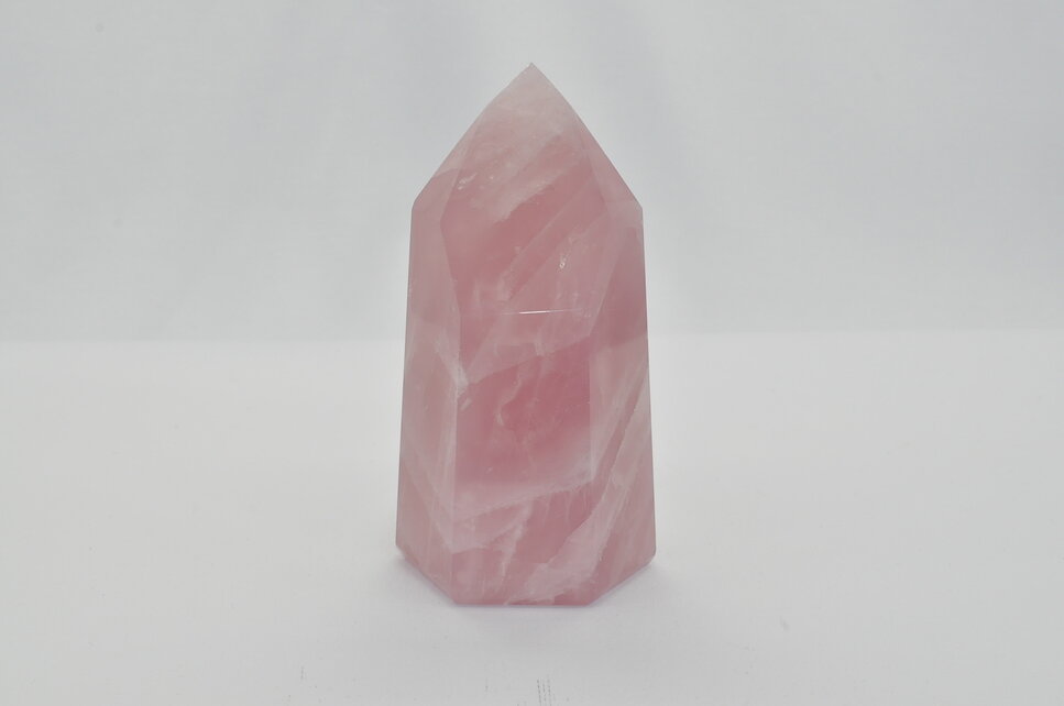 ŠPICATÝ RUŽENINOVÝ QUARTZ FREEFORM