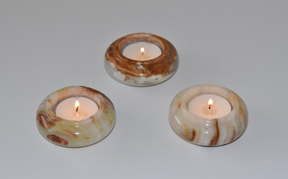 SVIETNIK ZLATÝ ONYX