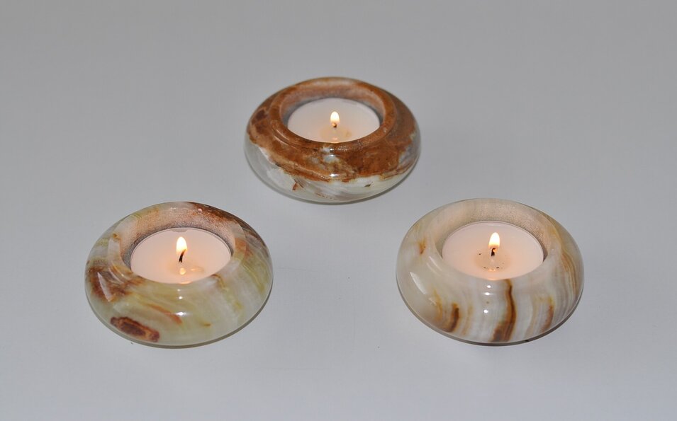 SVIETNIK ZLATÝ ONYX