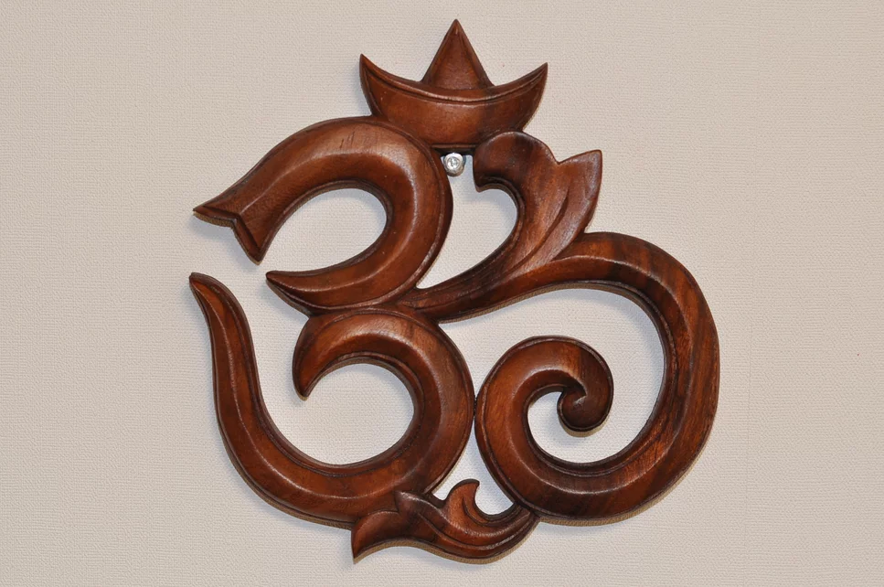 ZNAK Óm (Aum)